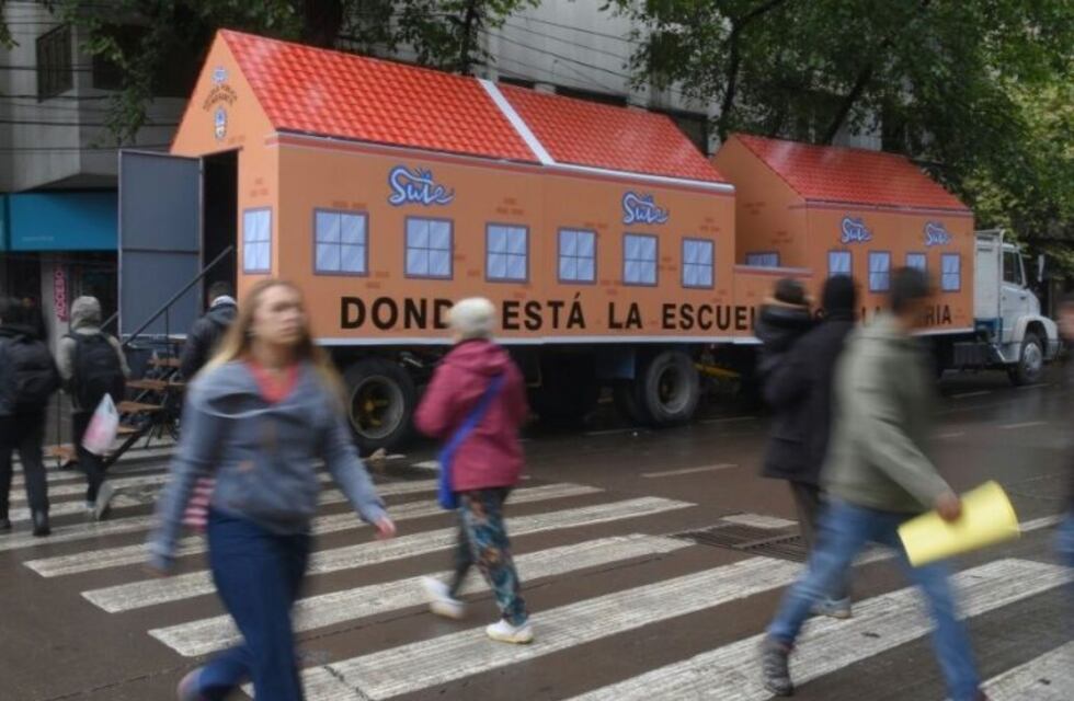 SUTE instaló una "escuela itinerante