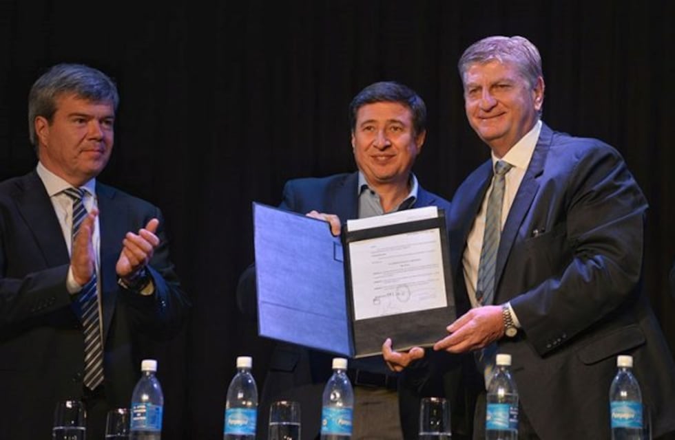 La Pampa firmó el convenio con Nación por la Tarjeta Alimentaria