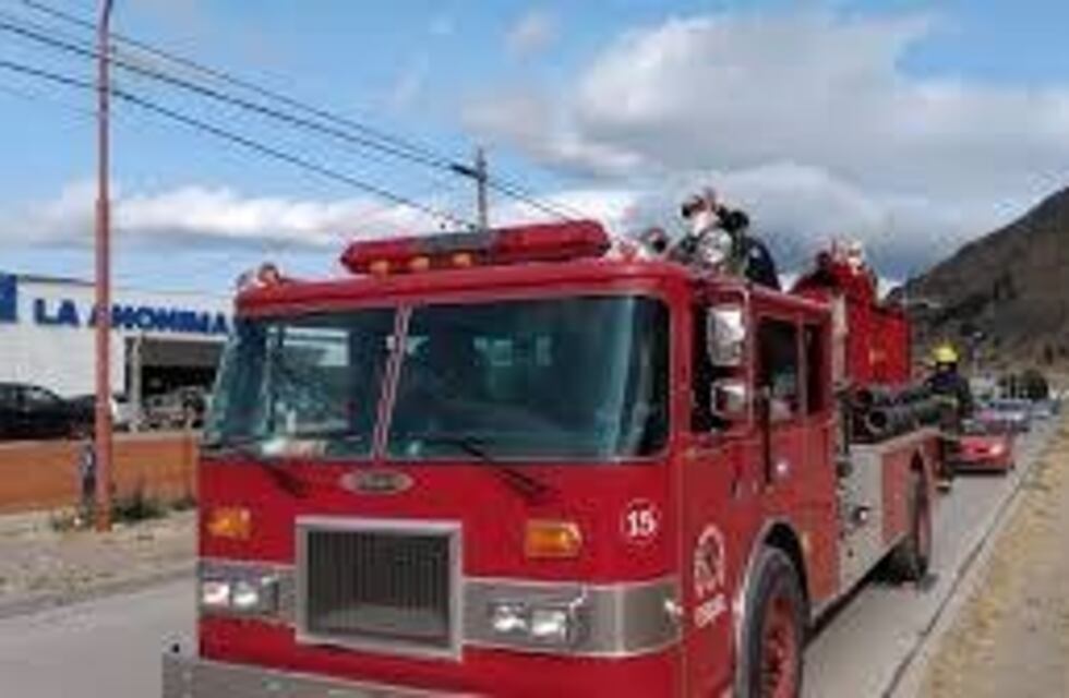 Llegaron los reyes magos y trajeron golosinas para todos los chicos