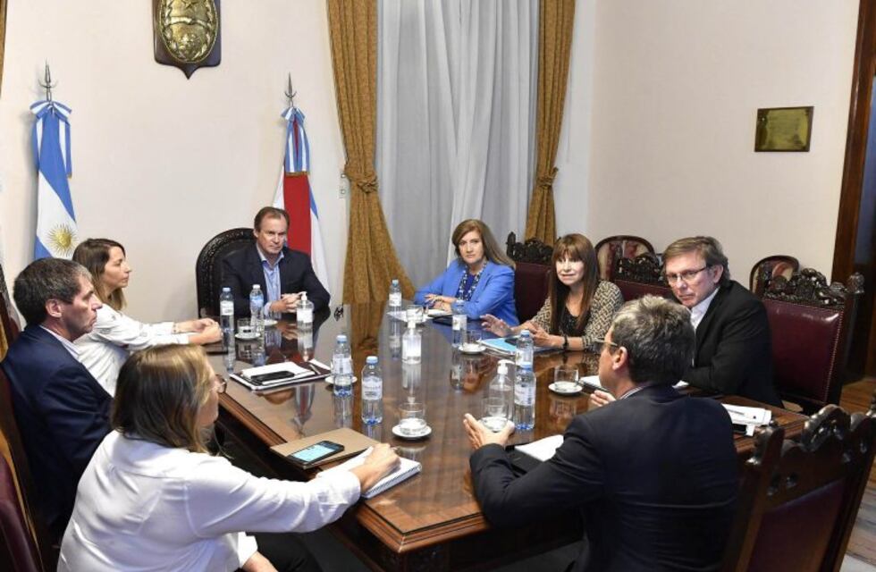 Entre Ríos: el gobierno gestionará la habilitación de más rubros de la actividad económica