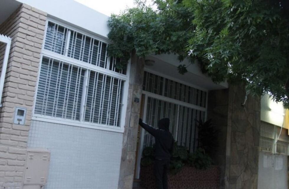 Engañaron con "el cuento del tío" a un anciano en San Juan