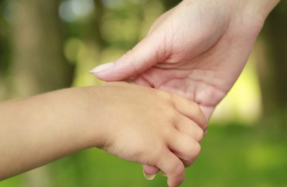 Volver a dar vida: una madre entrerriana le donó un riñón a su pequeña hija