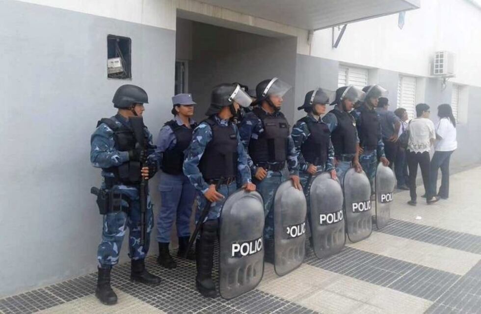 Escándalo en El Colorado: la UCR condenó el grave atropello a la democracia