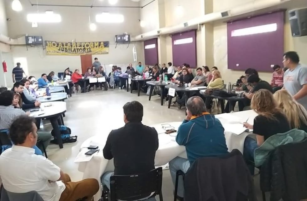 ADOSAC determinó paro para este jueves