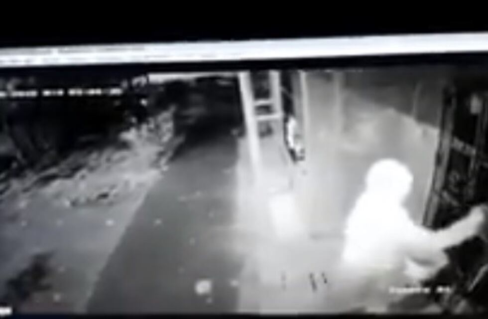 Pastora pirómana incendia las casas de sus vecinos