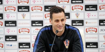 El apuntado\u002E Nikola Kalinic sería expulsado del plantel de Croacia por haberse negado a jugar los últimos minutos frente a Nigeria\u002E EFE/EPA/ANATOLY MALTSEV