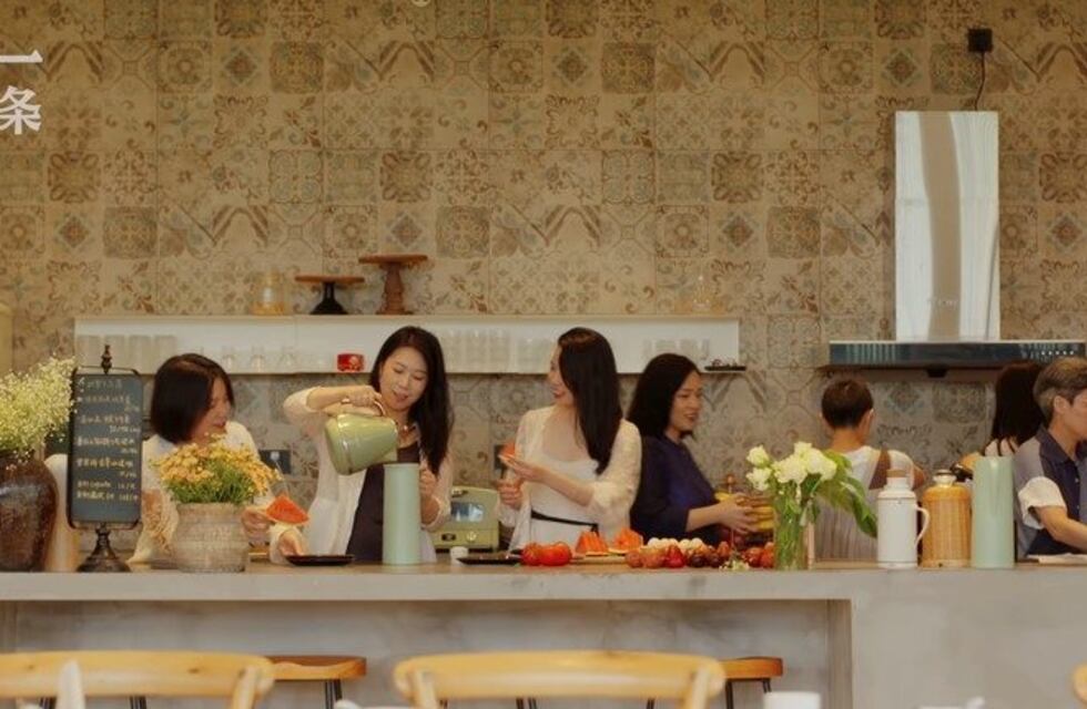 En China, siete amigas reformaron una casa para jubilarse e irse a vivir juntas