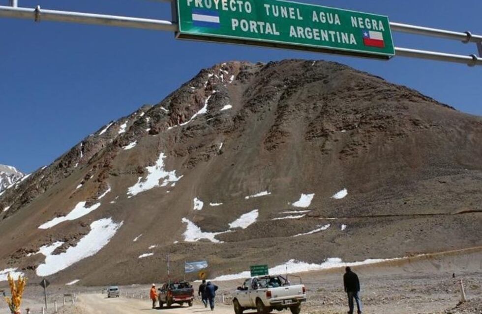 Sergio Uñac se refirió al proyecto del Túnel de Agua Negra y se mostró cauto sobre el conflicto limítrofe con Chile