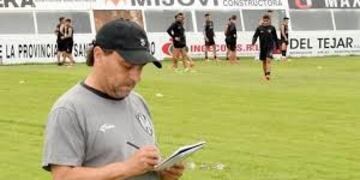 Gustavo Coleoni metería un cambio respecto al equipo del triunfo sobre Atlético Tucumán, para enfrentar a la T\u002E