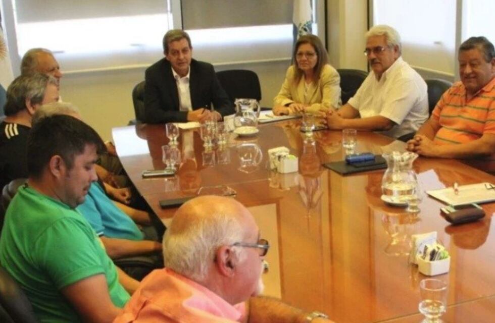 Por la cláusula gatillo, la suba anual a estatales será del 43%