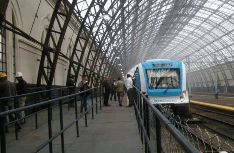 Es un hecho: los trenes eléctricos del Roca ya unen La Plata con Constitución