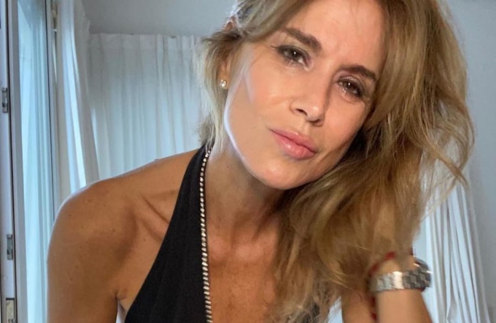 Flavia Palmiero se despidió del 2021 y reflexionó en bikini: “La vida sigue. Y todos hacemos lo que podemos”
