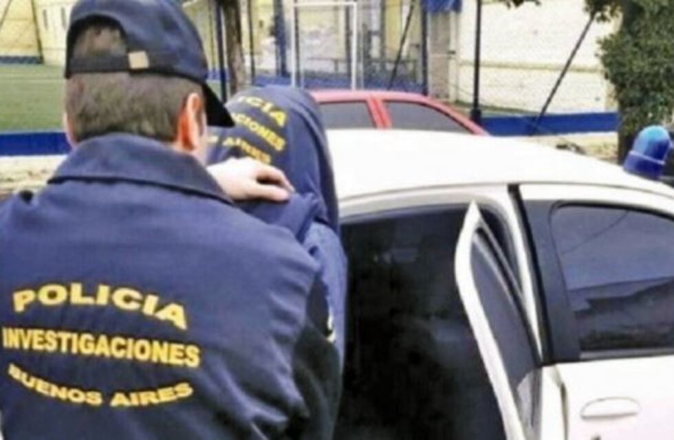 Detuvieron a un árbitro de fútbol infantil que violó y embarazó a su hijastra