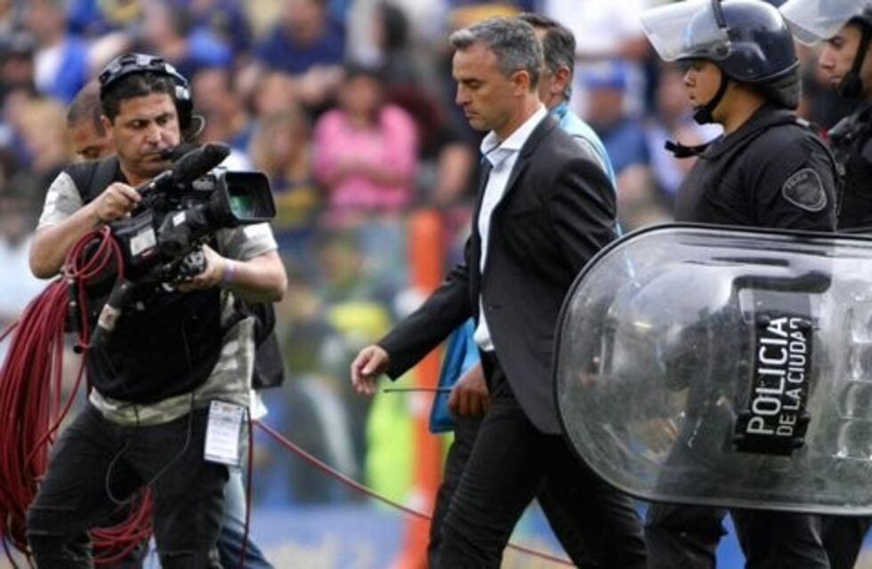 Lavallén y un duro debut: Había que hacer un partido perfecto