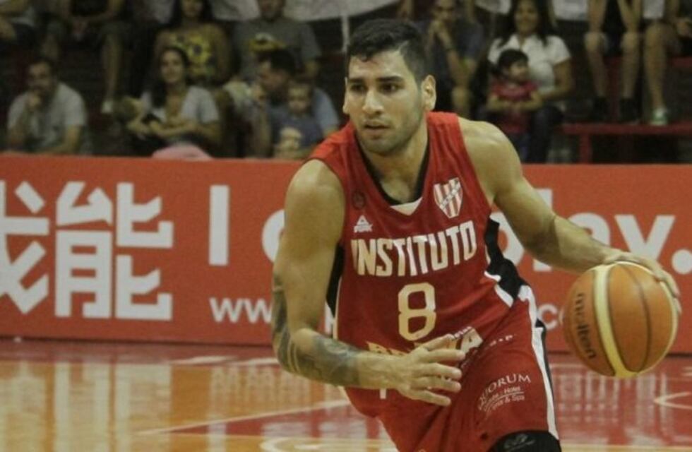 El Chuzito González y la fortaleza de Instituto en el Sandrín