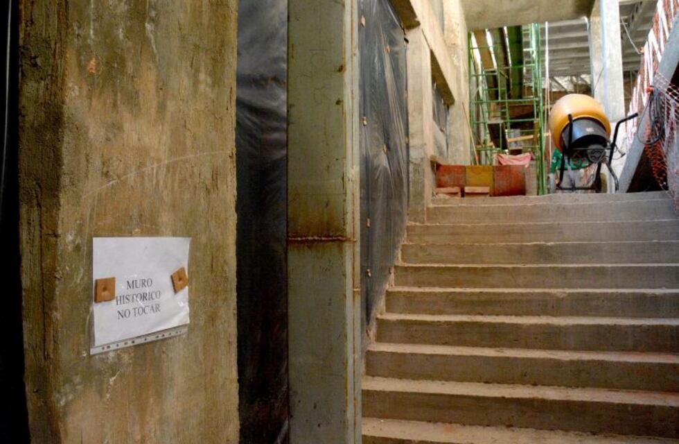 Se paralizó la recuperación del Teatro Comedia