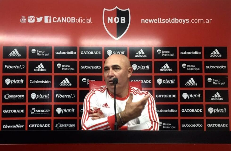 Llop se mostró contento pero advirtió que Newell's debió haber liquidado el encuentro