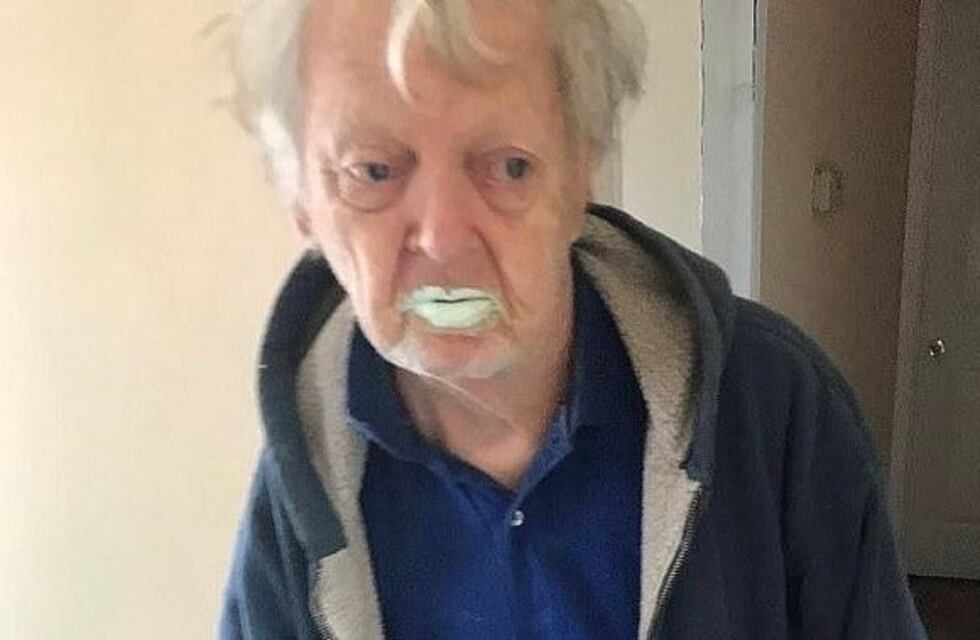 Pensó que era yogurt y se tomó una lata de pintura