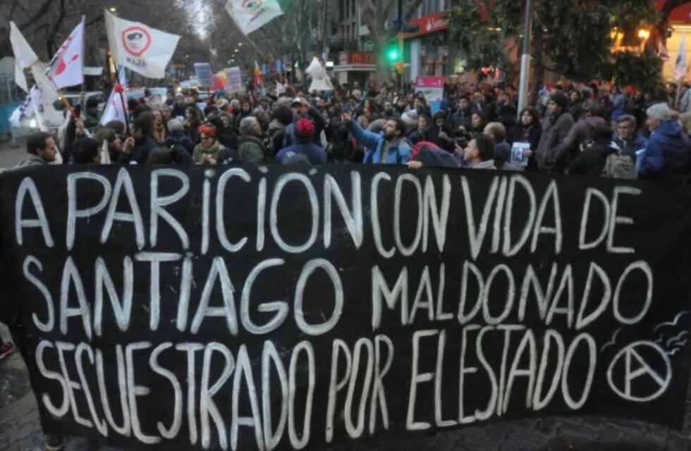 Mendoza salió a la calle pidiendo por Santiago Maldonado