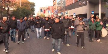 Choferes en la protesta\u002E