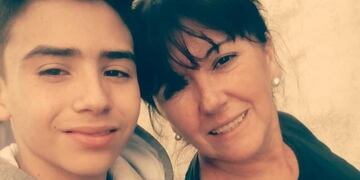 Susana y su hijo Gonzalo Domínguez, fallecido en San Miguel del Monte (Foto: web)