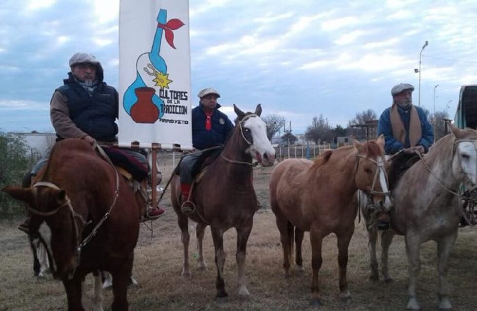 De a caballo por el Camino Real, para no borrar las huellas.