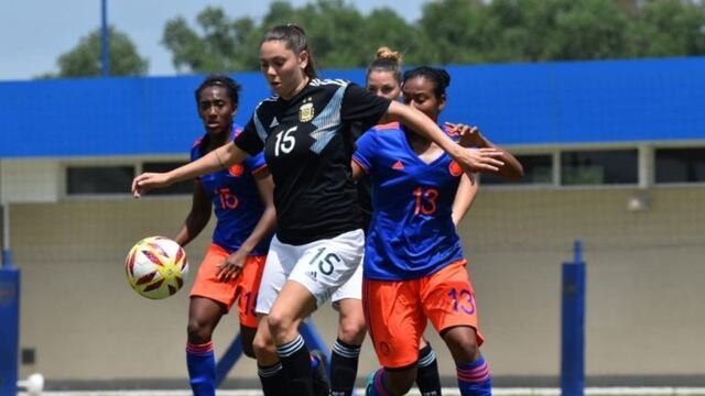 La Selección Argentina de fútbol femenino empató sobre la hora 2-2 ante Colombia\u002E (Twitter)