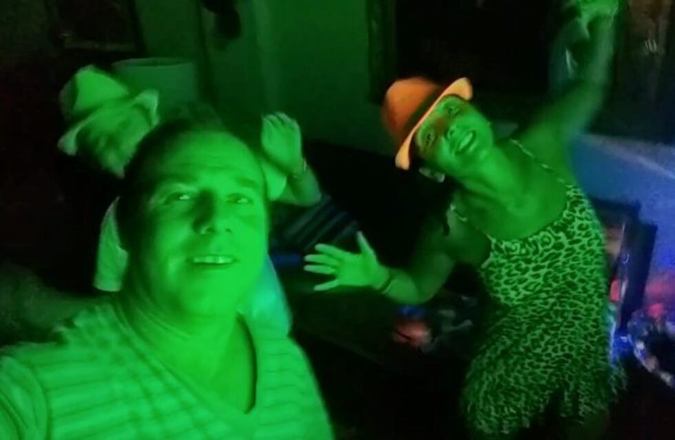 Un baile en tiempos de cuarentena: organizó una "fiesta radial" y revolucionó a Laprida