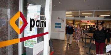 Pami podría suspender cobertura de medicamentos en Mendoza