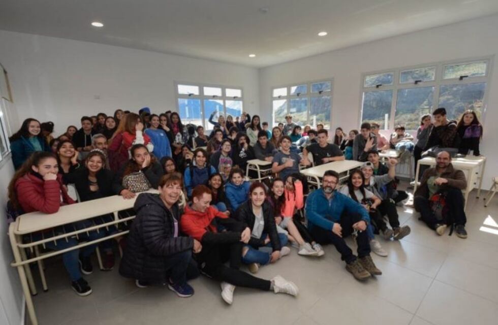 Muestra educativa en el colegio N° 28