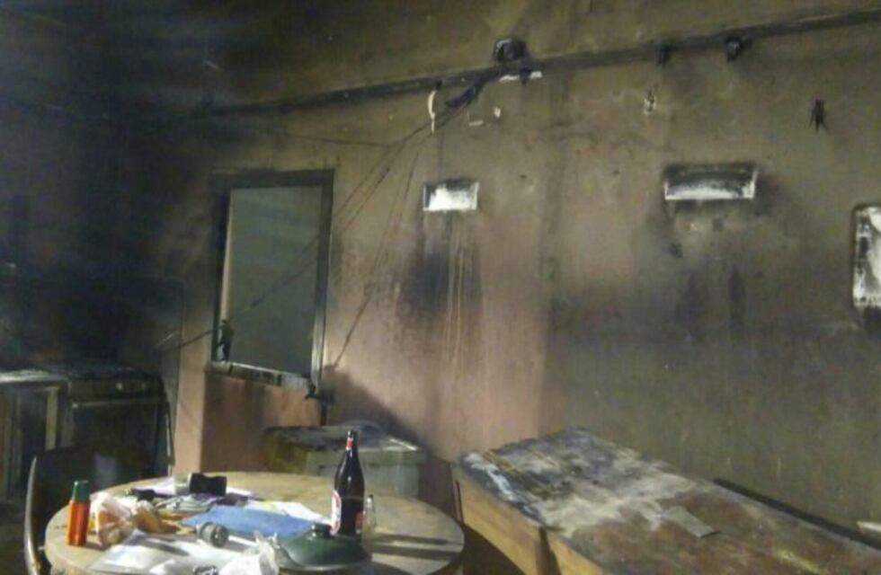 Un incendio dejó en la calle a una familia con tres niños de Godoy Cruz