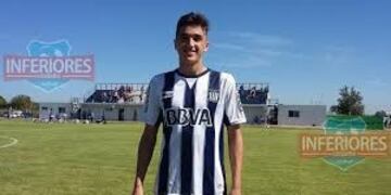 Con 18 años, el extremo por izquierda Lautaro Guzmán hizo su presentación en la Primera Albiazul\u002E