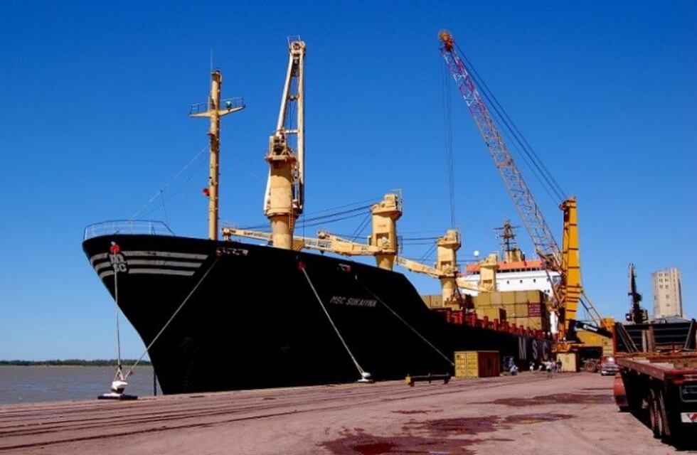 Denuncian desidia en la actividad portuaria de Rosario