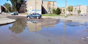 Desague en Viedma (Foto: AND Rio Negro)\u002E