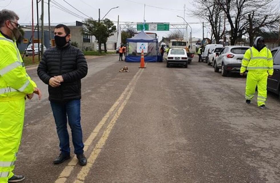 Medida de fuerza de los empleados municipales que hacen los controles sanitarios en Azul