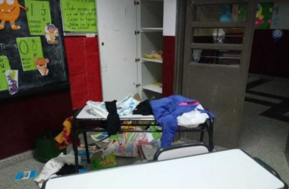 Una escuela fue desbaratada dos veces en 24 horas por delincuentes