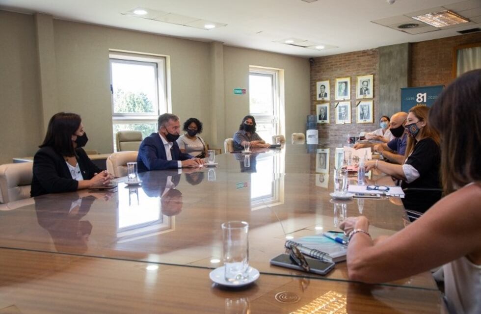 El rector Pizzi les garantizó a los padres la vuelta a la presencialidad en las escuelas de la UNCuyo