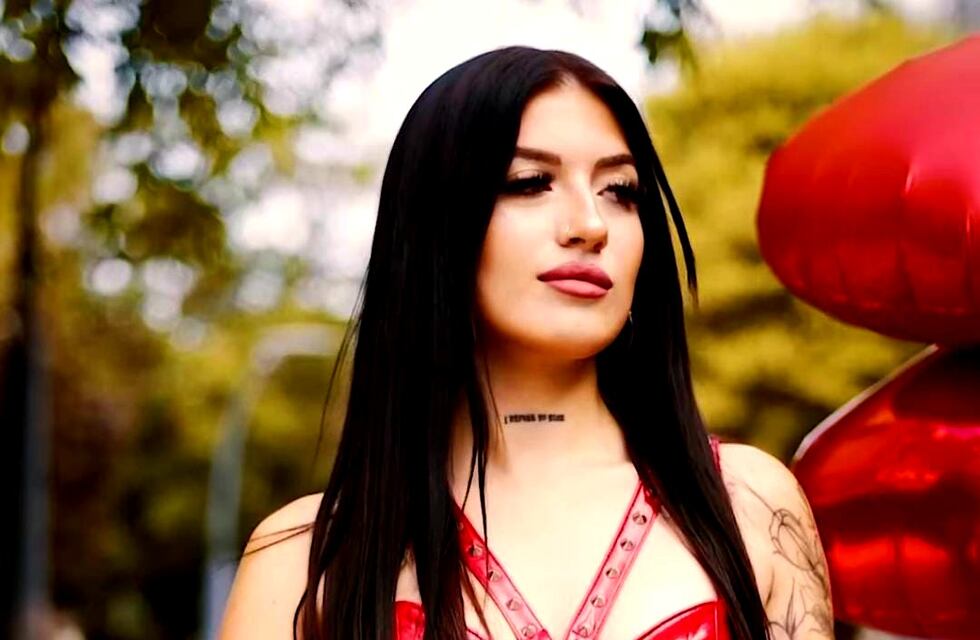 El look “al rojo vivo” de Lihue González para San Valentín