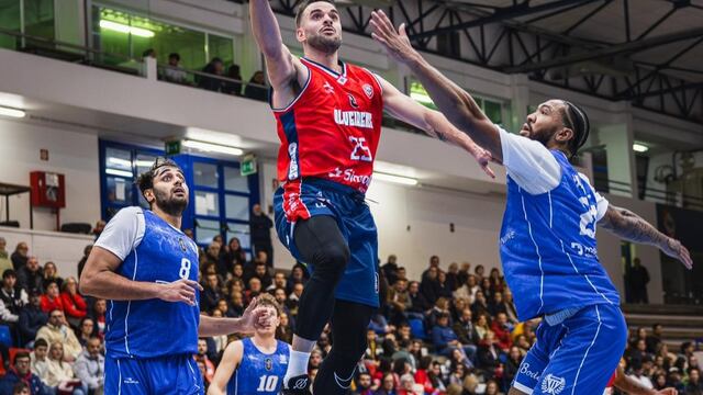 Pablo Bertone Oliveirense Portugal