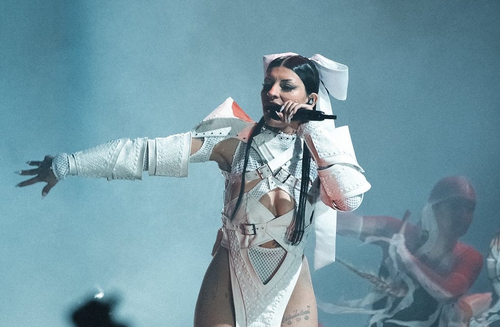 Cazzu se presentó en el Luna Park con su “Nena Trampa Tour” y demostró porqué es la jefa