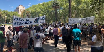 Protesta de estibadores portuarios en Rosario