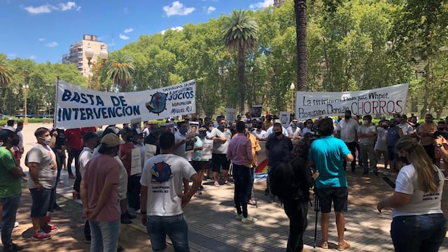 Protesta de estibadores portuarios en Rosario