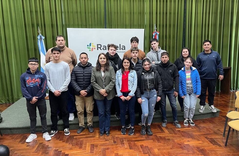 Prácticas laborales: 16 jóvenes participan actualmente del programa municipal