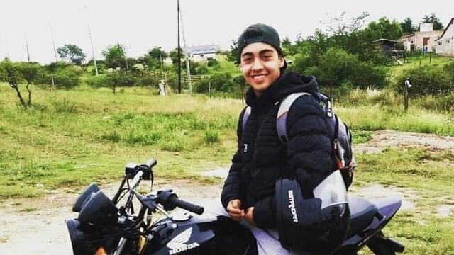 Agustín Ochoa, el joven fallecido tras el accidente en moto.