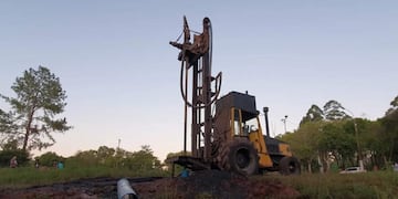 Se encuentra en ejecución la obra de pozo perforado en Eldorado.