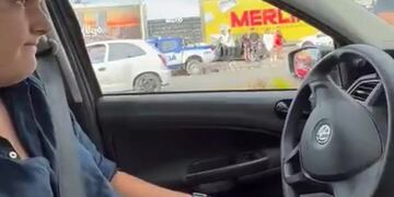 El conductor que arrastró a los policías tiene antecedentes por infracciones a bordo de su vehículo.