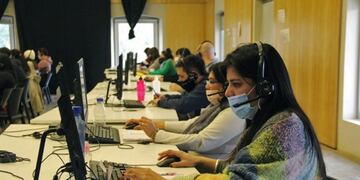 El personal recibe consultas las 24 horas para promover la detección precoz\u002E (@gobsantafe)