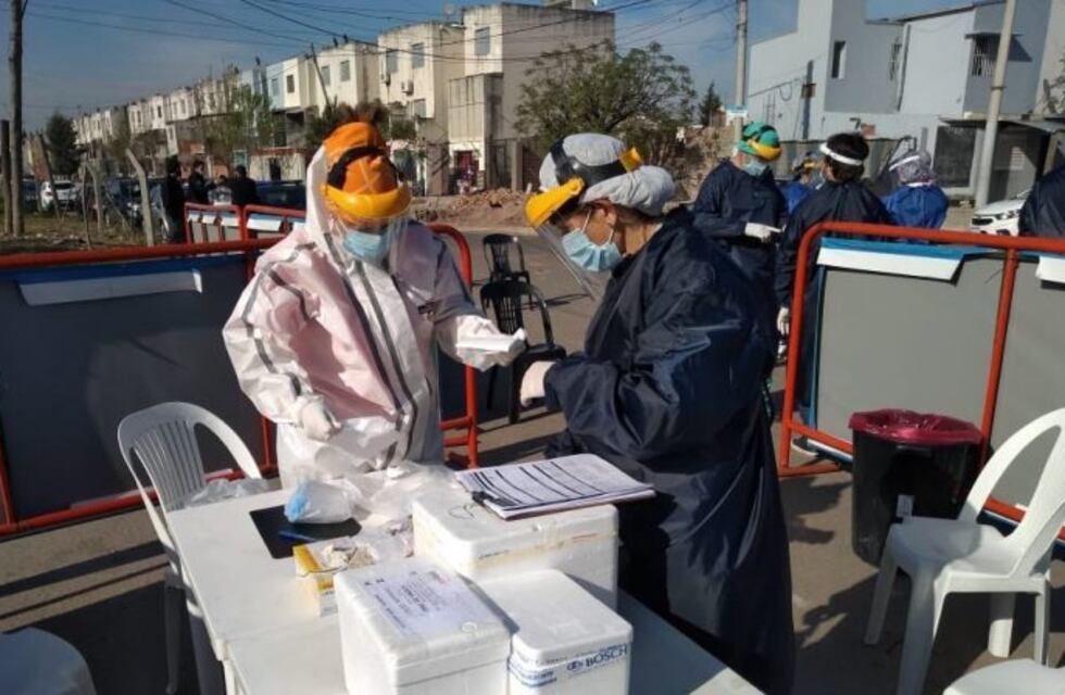 Después de 20 días bajaron los casos activos de coronavirus en Santa Fe