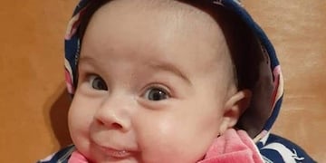 Clarita necesita ayuda fue diagnosticada de atrofia muscular espinal proximal tipo 1 (SMA1) \nCrédito: LaPirámide