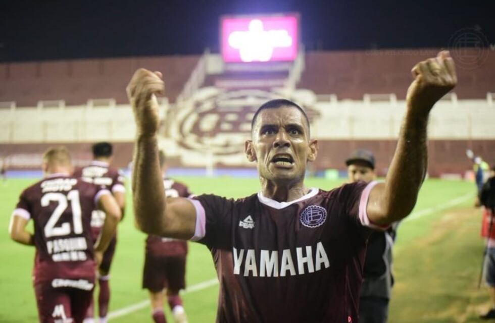Súperliga: Lanús le ganó 2-0 a Gimnasia y sigue de racha